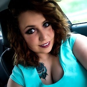 Meet your Posher, Ivy